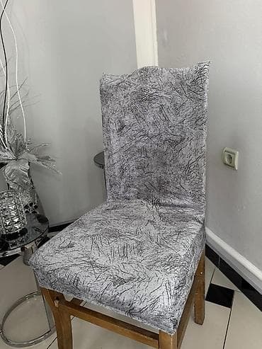 👑Prekrivači za stolice od plišanog materijala🌺 ✅Cena 6 komada 1700 na lalafo.rs — 2 👑Prekrivači za stolice od plišanog materijala🌺 ✅Cena 6 komada 1700 — 2