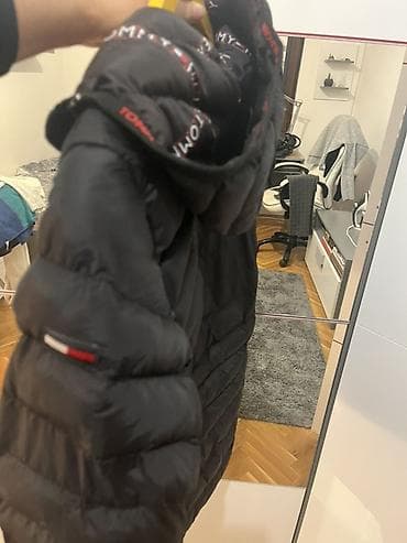 Zenska jakna Tommy Hilfiger - Model: puffer jakna sa kapuljačom - na lalafo.rs — 3 Zenska jakna Tommy Hilfiger - Model: puffer jakna sa kapuljačom - — 3