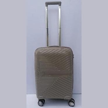 Travel suitcases and bags: Tvrdi kofer na točkiće – kabinski format - Materijal: čvrsta ABS/PC at lalafo.rs — 4 Travel suitcases and bags: Tvrdi kofer na točkiće – kabinski format - Materijal: čvrsta ABS/PC — 4