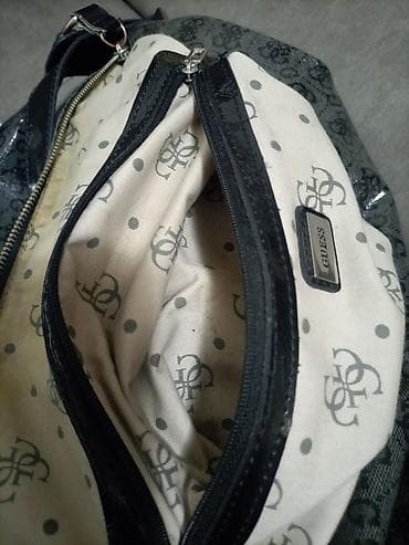Guess tašna original kožna blago lakiranja,vrečasta sa širokim na lalafo.rs — 9 Guess tašna original kožna blago lakiranja,vrečasta sa širokim — 9