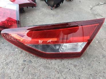 62.STOP SVETLO DESNO ZA SEAT LEON OD 2012. DO 2021. GOD. - 5F0945094J na lalafo.rs 62.STOP SVETLO DESNO ZA SEAT LEON OD 2012. DO 2021. GOD. - 5F0945094J
