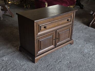 Matresses: Drvena komoda/TV ormarić u klasičnom stilu - Materijal: masivno drvo at lalafo.rs — 2 Matresses: Drvena komoda/TV ormarić u klasičnom stilu - Materijal: masivno drvo — 2