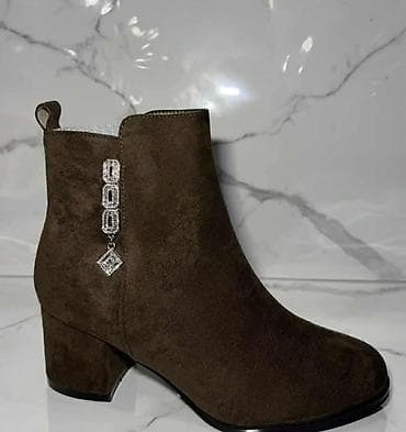 Ženske kratke čizme sa blok petom od 36-41 br - Model: elegantne na lalafo.rs — 3 Ženske kratke čizme sa blok petom od 36-41 br - Model: elegantne — 3