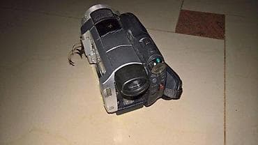 Sony HDR-UX3E Camcorder za delove ili popravku. Ispravna sve, cita na lalafo.rs — 7 Sony HDR-UX3E Camcorder za delove ili popravku. Ispravna sve, cita — 7