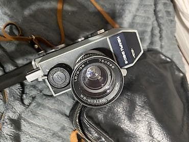 Sovjetska amaterska filmska kamera Кварц 2×8С-3 (Quartz 2×8C-3) – na lalafo.rs — 1 Sovjetska amaterska filmska kamera Кварц 2×8С-3 (Quartz 2×8C-3) – — 1