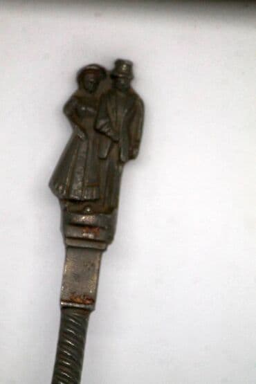 Crystals and minerals: Vintage ukrasne kašike – figuralne, stara legura, retro souvenir at lalafo.rs — 2 Crystals and minerals: Vintage ukrasne kašike – figuralne, stara legura, retro souvenir — 2