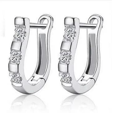 Srebrne minđuše – polu-karike sa cirkonima Od nerđajućeg Hiruškog na lalafo.rs — 2 Srebrne minđuše – polu-karike sa cirkonima Od nerđajućeg Hiruškog — 2