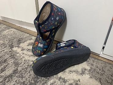 Obuca na prodaju za decaka Patofne 30 broj Sandale 26 broj Crvene na lalafo.rs — 10 Obuca na prodaju za decaka Patofne 30 broj Sandale 26 broj Crvene — 10