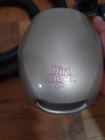 Ručni usisivač SHARKY sa dodacima - Kompaktan ručni model sa ručkom i at lalafo.rs — 6 Ručni usisivač SHARKY sa dodacima - Kompaktan ručni model sa ručkom i — 6