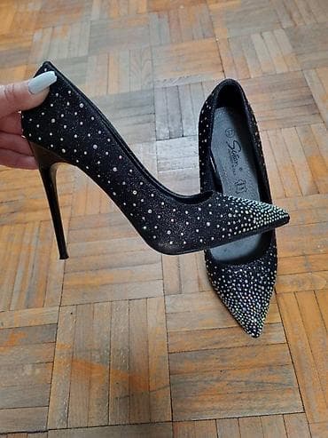Elegantne ženske salonke sa visokom štiklom - Boja: crna - Gornjište na lalafo.rs — 1 Elegantne ženske salonke sa visokom štiklom - Boja: crna - Gornjište — 1