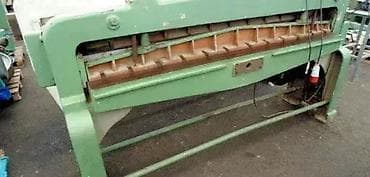 Makaze za furnir 375 SB. Dužina noža: 2000 mm. Marka: OMPEC na lalafo.rs — 1 Makaze za furnir 375 SB. Dužina noža: 2000 mm. Marka: OMPEC — 1