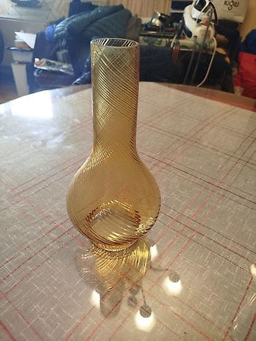 Abazur sirma staklo cilindar za petrolej lampu.Ukupna vsina oko 24,5 at lalafo.rs — 8 Abazur sirma staklo cilindar za petrolej lampu.Ukupna vsina oko 24,5 — 8