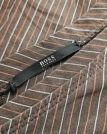 Klasična elegantna haljina Hugo Boss. Prilagođeni kroj stvara nežnu na lalafo.rs — 2 Klasična elegantna haljina Hugo Boss. Prilagođeni kroj stvara nežnu — 2