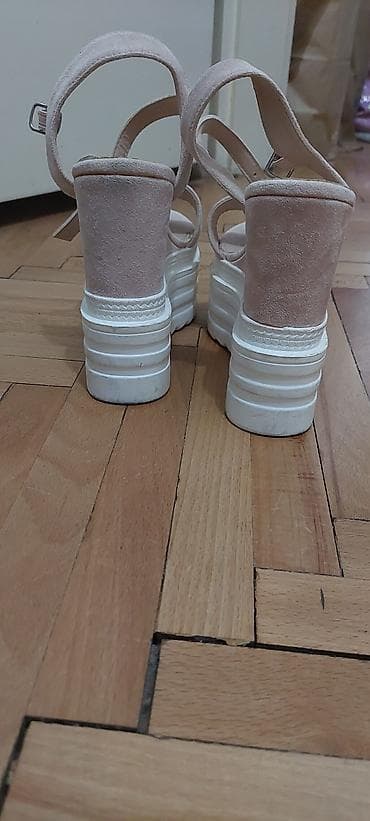 Nove sandale jako udobne i visoke broj 36 na lalafo.rs — 4 Nove sandale jako udobne i visoke broj 36 — 4