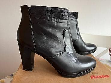 Bata kožne čizme 40, kao nove bez oštećenja. Jednom obuvene. Dužina na lalafo.rs — 1 Bata kožne čizme 40, kao nove bez oštećenja. Jednom obuvene. Dužina — 1