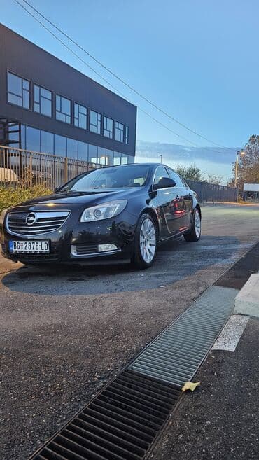 Opel Insignia: 2 l | 2010 г. 250000 km Limuzina na lalafo.rs Opel Insignia: 2 l | 2010 г. 250000 km Limuzina