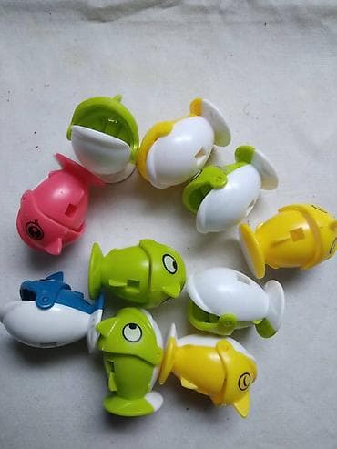 Figurice 3 cm. 10 kom.cena za sve na lalafo.rs — 1 Figurice 3 cm. 10 kom.cena za sve — 1