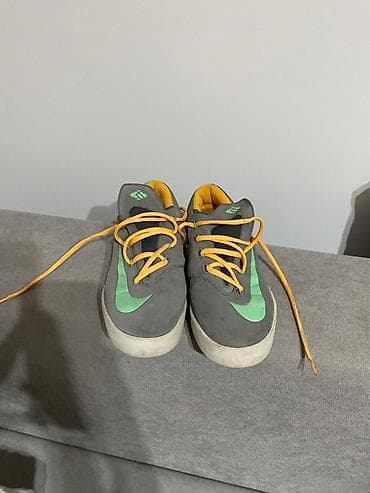 Nike KD tenisice – niskoprofilne košarkaške patike - Model: Nike KD na lalafo.rs — 2 Nike KD tenisice – niskoprofilne košarkaške patike - Model: Nike KD — 2