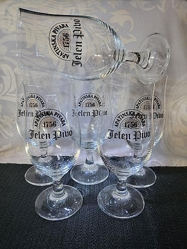 Case nove,vintaz Jelen pivo,kristalno staklo.Apatinska pivara. Case na lalafo.rs Case nove,vintaz Jelen pivo,kristalno staklo.Apatinska pivara. Case