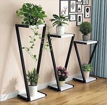 Dekorativni stalci za saksije – set od tri postolja - Dizajn: moderni na lalafo.rs Dekorativni stalci za saksije – set od tri postolja - Dizajn: moderni