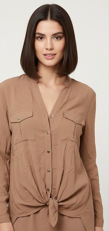 Ženska bluzа/košulja u boji karamela. - Kroj: ležeran, duži model sa na lalafo.rs Ženska bluzа/košulja u boji karamela. - Kroj: ležeran, duži model sa