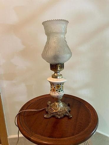 Stilska stona lampa - BR 1 - MOGUĆ PREVOZ U dobrom stanju 💡 Kao na na lalafo.rs — 5 Stilska stona lampa - BR 1 - MOGUĆ PREVOZ U dobrom stanju 💡 Kao na — 5