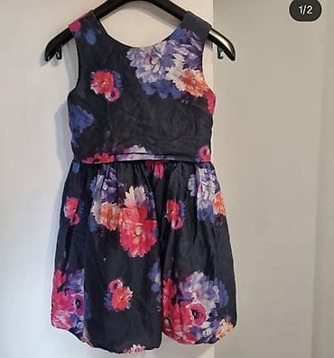 Dečija haljina bez rukava sa cvetnim pritom. Za devojčice od 10 god at lalafo.rs Dečija haljina bez rukava sa cvetnim pritom. Za devojčice od 10 god