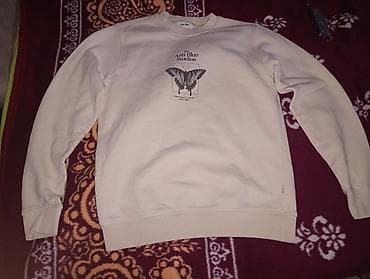 Duks/šveder Anti Blue Studios – veličina M - Boja: krem/bež - Model na lalafo.rs — 1 Duks/šveder Anti Blue Studios – veličina M - Boja: krem/bež - Model — 1