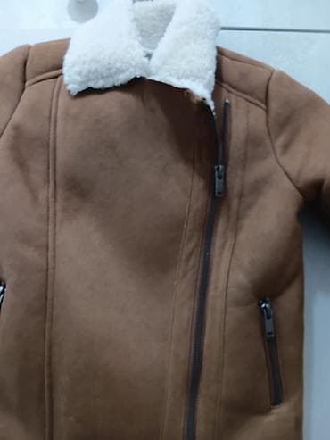 Dečja jakna KIABI, veličina 4A (98–107 cm). - Model na lalafo.rs — 1 Dečja jakna KIABI, veličina 4A (98–107 cm). - Model — 1