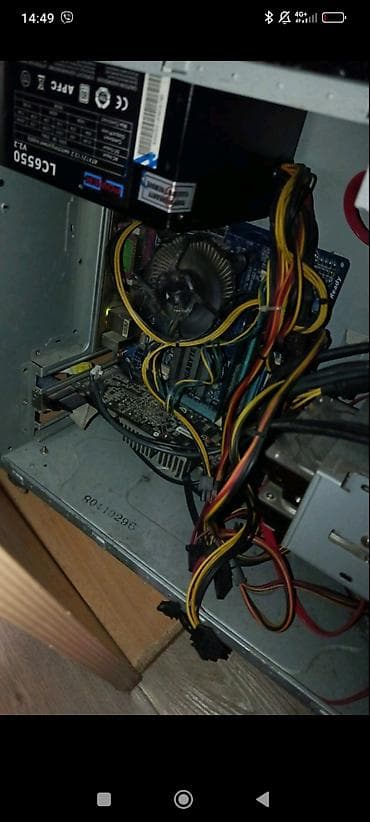 Desktop računar – specifikacije sa slika: - Procesor: Intel Core 2 na lalafo.rs — 1 Desktop računar – specifikacije sa slika: - Procesor: Intel Core 2 — 1