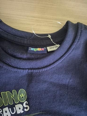 Tamno plavi duks marke TopMinu, veličine 110/116, sa štampanim na lalafo.rs — 1 Tamno plavi duks marke TopMinu, veličine 110/116, sa štampanim — 1