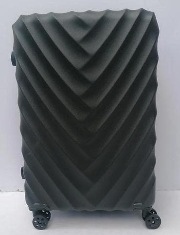 Travel suitcases and bags: Tvrdi kofer na točkiće – srednja veličina - Materijal: izdržljiva at lalafo.rs — 3 Travel suitcases and bags: Tvrdi kofer na točkiće – srednja veličina - Materijal: izdržljiva — 3