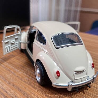 Autići: Nov metalni model automobila VW Buba. Mogu da mu se otvaraju vrata i na lalafo.rs — 1 Autići: Nov metalni model automobila VW Buba. Mogu da mu se otvaraju vrata i — 1