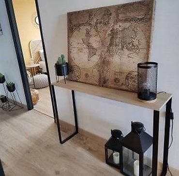 Antique Console Tables: UREDJENJE PREDSOBLJA NAMESTAJ PO MERI | Kontakt telefon 06******** at lalafo.rs — 1 Antique Console Tables: UREDJENJE PREDSOBLJA NAMESTAJ PO MERI | Kontakt telefon 06******** — 1