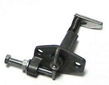 Regler/napinjač ručne kočnice – mehanički sklop - Metalni napinjač sa at lalafo.rs Regler/napinjač ručne kočnice – mehanički sklop - Metalni napinjač sa