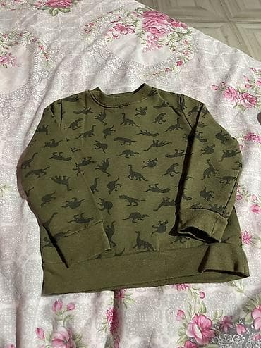 Bundles of kids' clothes: Komplet dečije odeće – 4 komada (dugi rukav + trenerka) - Dukserica at lalafo.rs — 3 Bundles of kids' clothes: Komplet dečije odeće – 4 komada (dugi rukav + trenerka) - Dukserica — 3