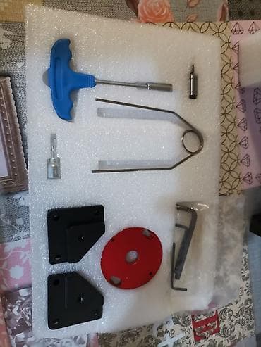 Axes: Ugradna ploča sa lifterom za frezere obima 65mm Poput Makite rt 0700 at lalafo.rs — 5 Axes: Ugradna ploča sa lifterom za frezere obima 65mm Poput Makite rt 0700 — 5