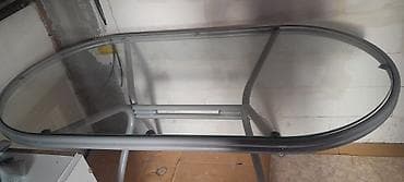 Stakleni ovalni sto sa metalnim ramom - Gornja ploča: providno na lalafo.rs Stakleni ovalni sto sa metalnim ramom - Gornja ploča: providno