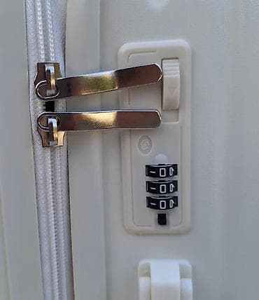 Kids' costumes: Tvrdi kofer sa dečjim motivima „Cinnamoroll“ - Materijal: čvrsta at lalafo.rs — 7 Kids' costumes: Tvrdi kofer sa dečjim motivima „Cinnamoroll“ - Materijal: čvrsta — 7