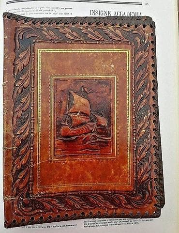 Vintage reljefna zaštitna korica za knjigu ili notes II. 51 godina na lalafo.rs Vintage reljefna zaštitna korica za knjigu ili notes II. 51 godina