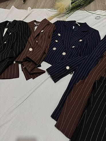 Lara kompleti
Vel: 36-42
Cena: 5300 dinara na lalafo.rs — 3 Lara kompleti
Vel: 36-42
Cena: 5300 dinara — 3