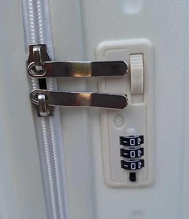 Watches: Ručni kofer Cinnamoroll – tvrdi ABS - Dizajn: krem bela školjka sa at lalafo.rs — 8 Watches: Ručni kofer Cinnamoroll – tvrdi ABS - Dizajn: krem bela školjka sa — 8