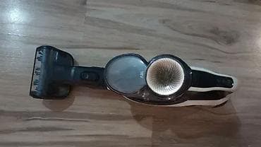 Stick Vacuum Cleaners: 1. Philips Power Pro Duo potpuno ispravan cena 80€ 2. Philips Power at lalafo.rs — 9 Stick Vacuum Cleaners: 1. Philips Power Pro Duo potpuno ispravan cena 80€ 2. Philips Power — 9