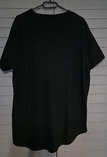 Muška majica kratkih rukava - Klasičan kroj sa okruglim izrezom, long na lalafo.rs — 2 Muška majica kratkih rukava - Klasičan kroj sa okruglim izrezom, long — 2