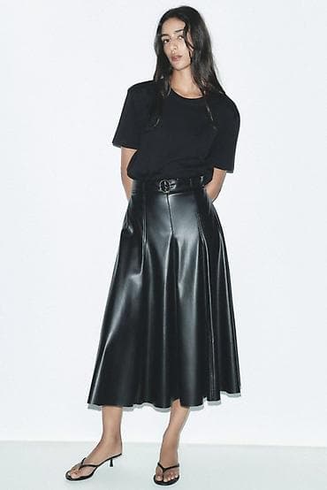 🔥Midi suknja od eko kože, crna
✅1700 din na lalafo.rs 🔥Midi suknja od eko kože, crna
✅1700 din