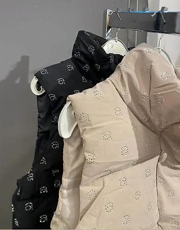 prsluk jaknica mango u: Ženski puf prsluk sa kapuljačom - Model: bez rukava, puf/kviltovan at lalafo.rs — 2 prsluk jaknica mango u: Ženski puf prsluk sa kapuljačom - Model: bez rukava, puf/kviltovan — 2