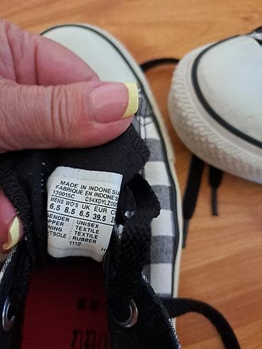 Zenske patike convers starke, karirane crno bele ocuvane, bez at lalafo.rs — 8 Zenske patike convers starke, karirane crno bele ocuvane, bez — 8