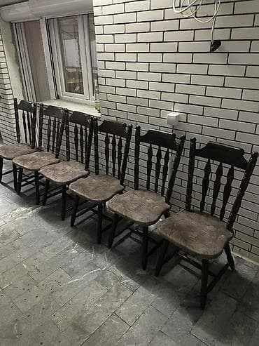 Table legs: Drvene stolice – dva kompleta Komplet 1: rustične drvene stolice - at lalafo.rs — 1 Table legs: Drvene stolice – dva kompleta Komplet 1: rustične drvene stolice - — 1