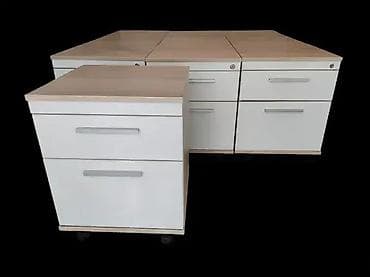 Furniture: Stolovi i stolice radne Očuvan i funkcionalan nameštaj za radni at lalafo.rs — 1 Furniture: Stolovi i stolice radne Očuvan i funkcionalan nameštaj za radni — 1