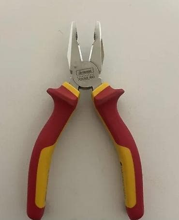 Klesta Garant
Klesta Garant
Donešena iz Nemačke na lalafo.rs Klesta Garant
Klesta Garant
Donešena iz Nemačke